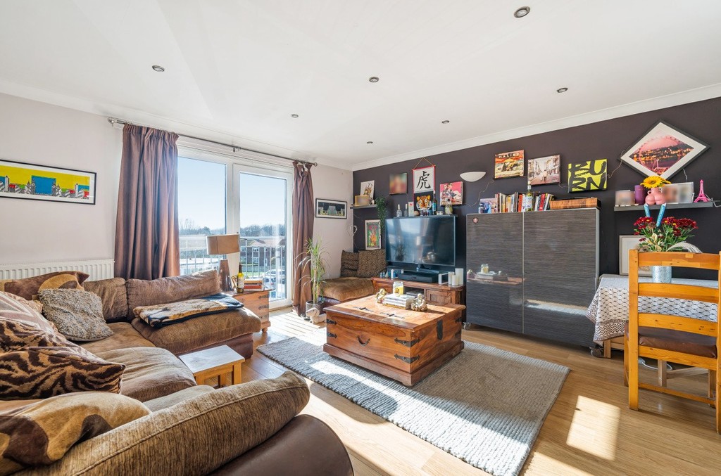 1 bed flat for sale in Maylands Drive, Sidcup  - Property Image 2