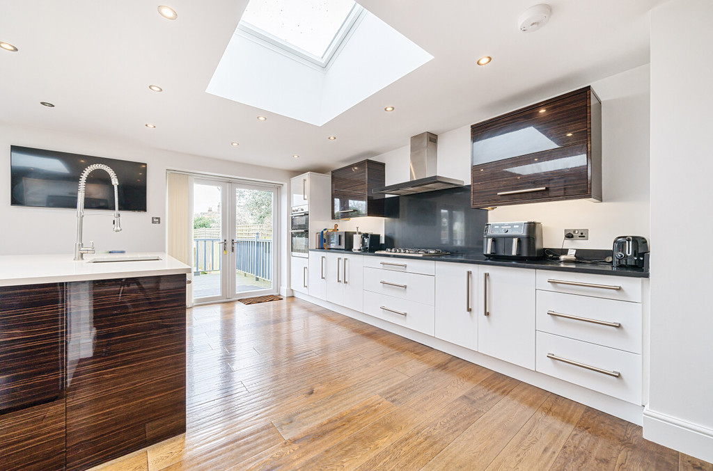 3 bed detached house for sale in Birkbeck Road, Sidcup  - Property Image 4