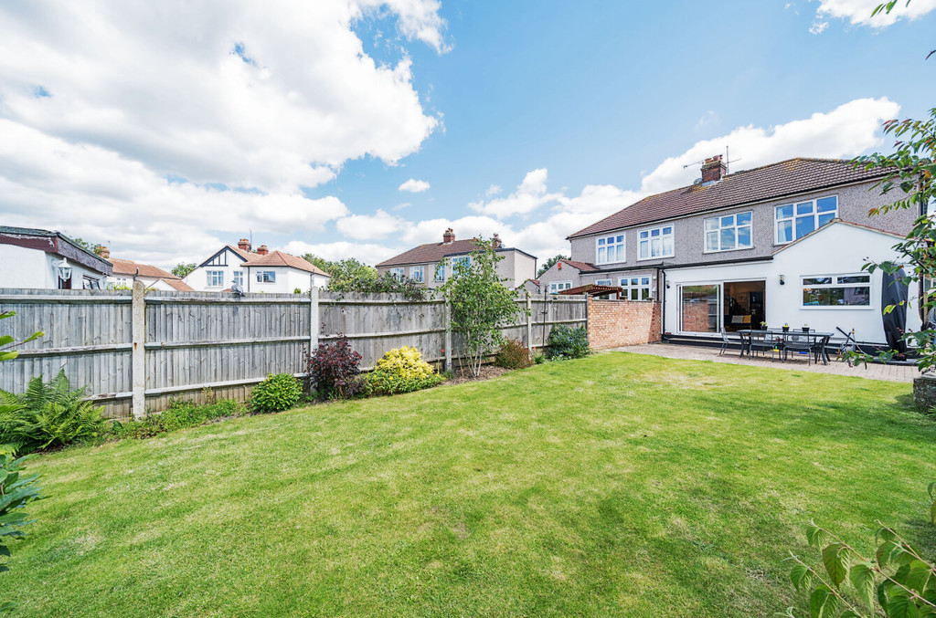 4 bed semi-detached house for sale in Burnt Oak Lane, Sidcup  - Property Image 13