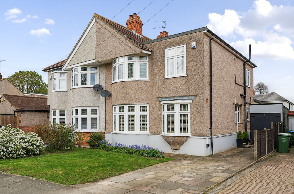 4 bed semi-detached house for sale in Chatsworth Avenue, Sidcup - Property Image 1