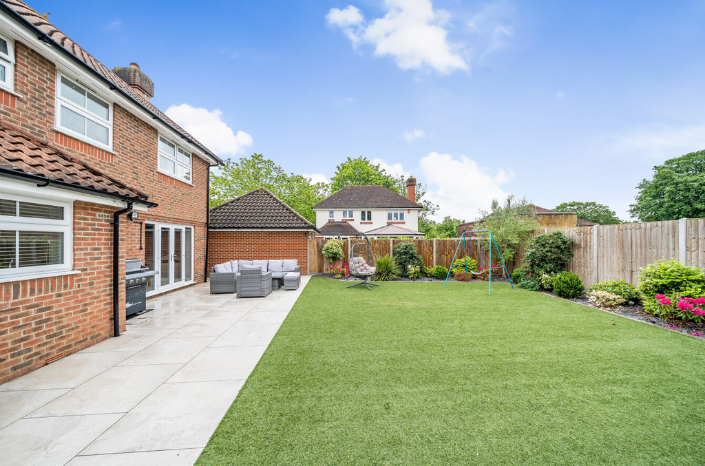 4 bed detached house for sale in Marrabon Close, Sidcup  - Property Image 14