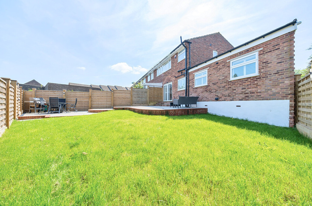 3 bed end of terrace house for sale in Tyron Way, Sidcup  - Property Image 16