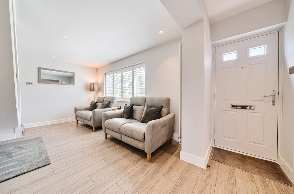 3 bed end of terrace house for sale in Tyron Way, Sidcup  - Property Image 2