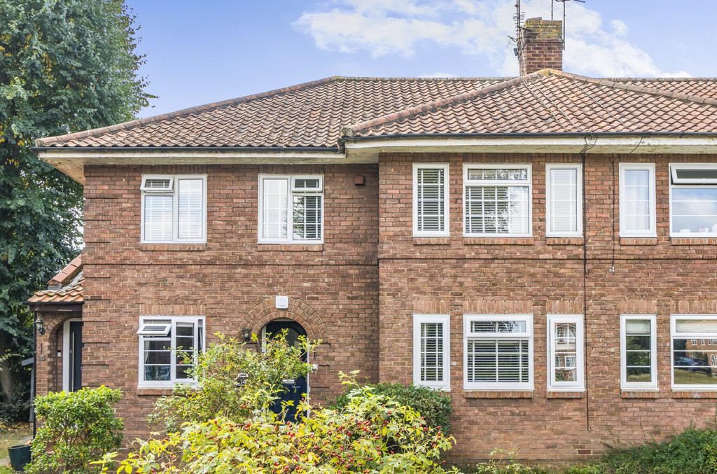 2 bed ground floor maisonette for sale in Sidcup Hill Gardens, Sidcup  - Property Image 1