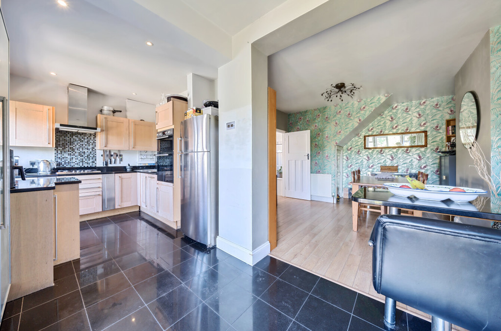 5 bed semi-detached house for sale in Hurst Road, Sidcup  - Property Image 3