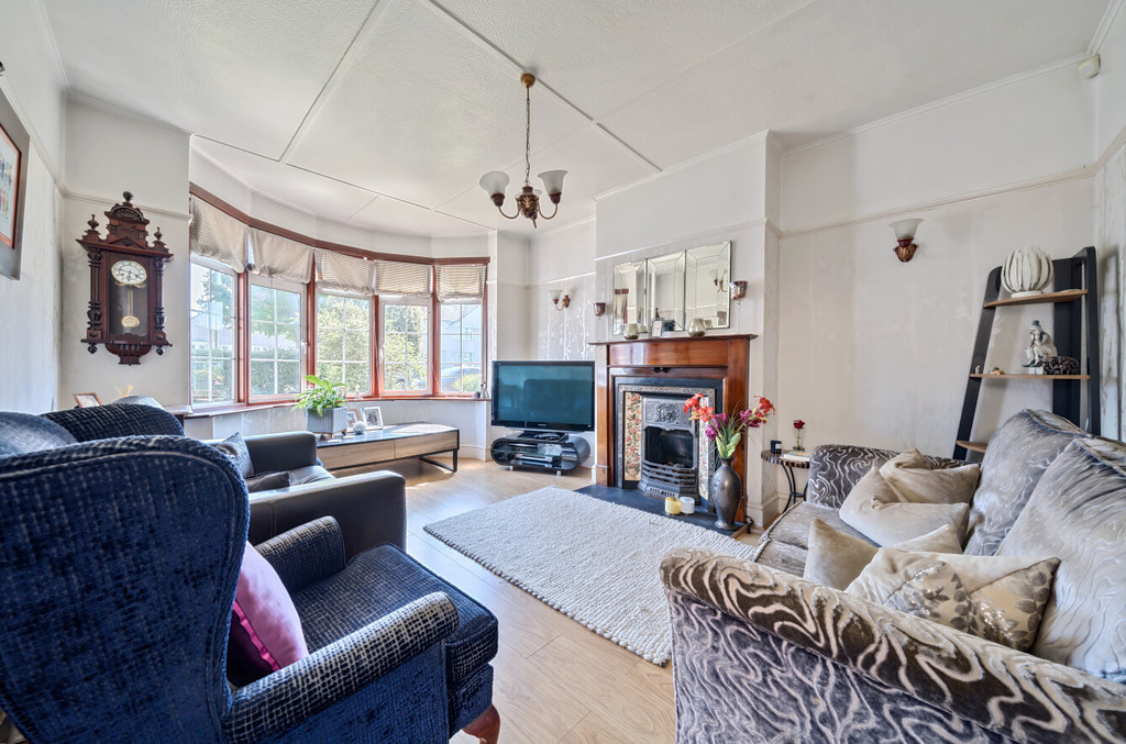 5 bed semi-detached house for sale in Hurst Road, Sidcup  - Property Image 6