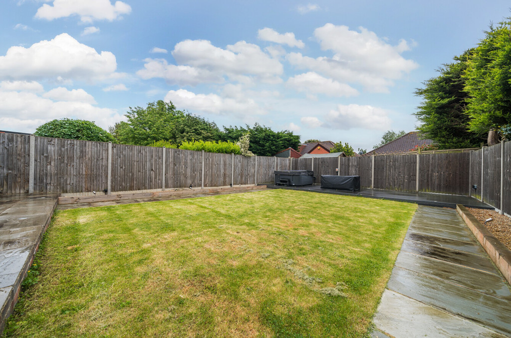 5 bed semi-detached house for sale in Corbylands Road, Sidcup  - Property Image 14