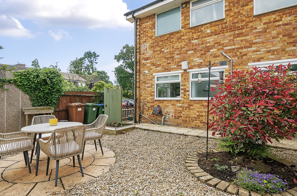 2 bed ground floor maisonette for sale in Bursdon Close, Sidcup  - Property Image 14