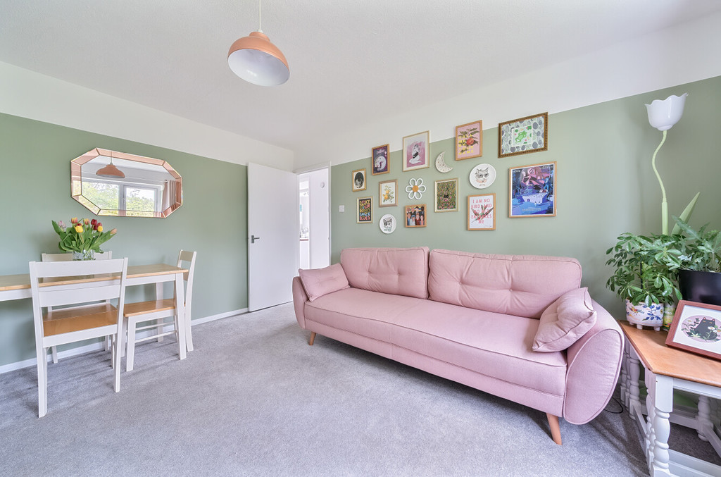 2 bed ground floor maisonette for sale in Bursdon Close, Sidcup  - Property Image 9