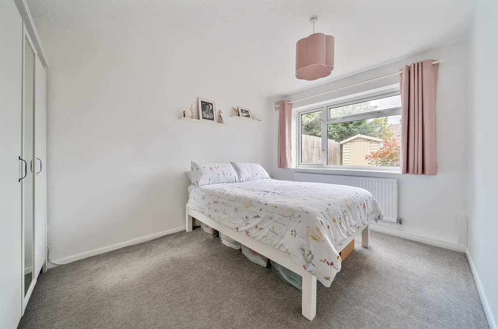 2 bed ground floor maisonette for sale in Bursdon Close, Sidcup  - Property Image 12