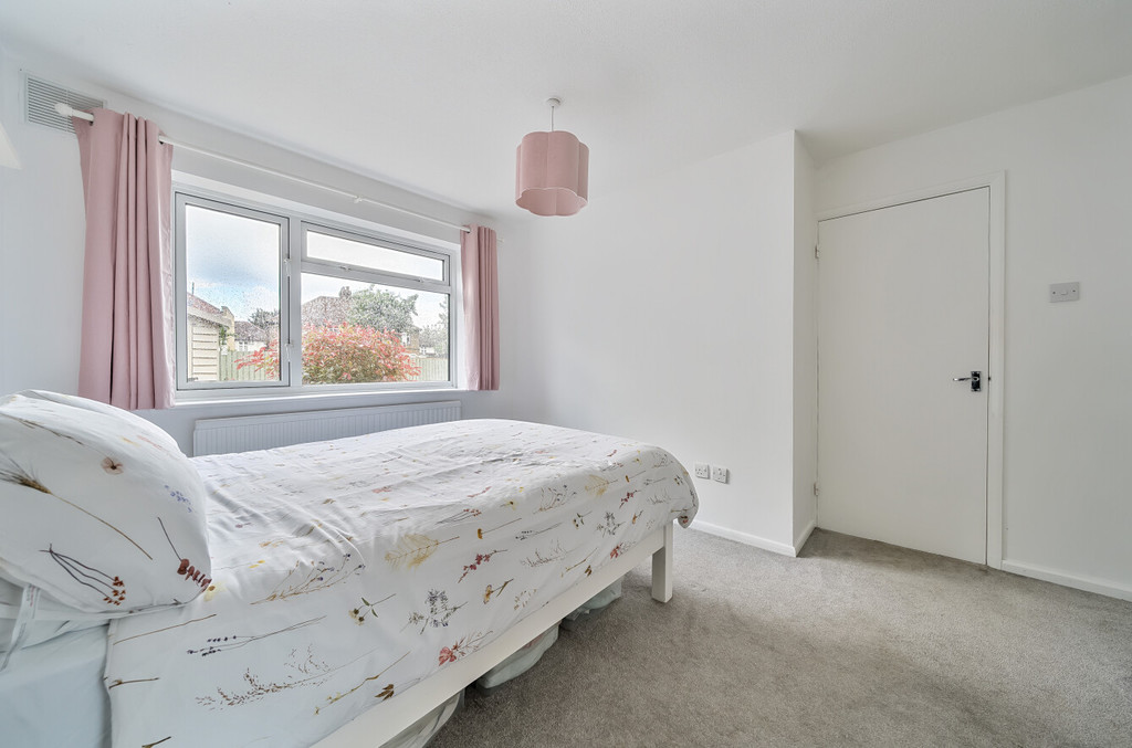 2 bed ground floor maisonette for sale in Bursdon Close, Sidcup  - Property Image 4