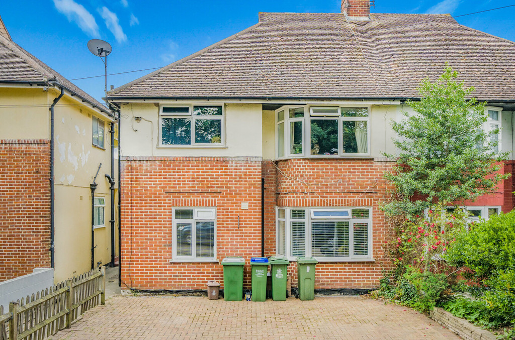 2 bed ground floor maisonette for sale in Blenheim Court, Sidcup  - Property Image 1