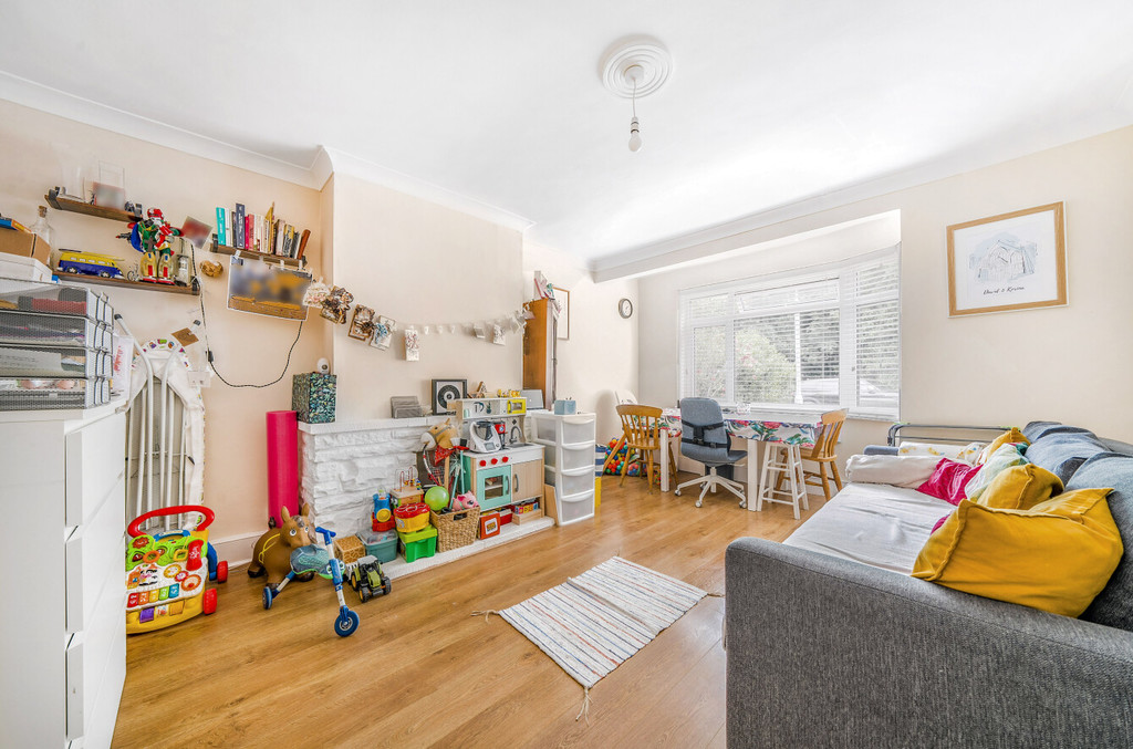 2 bed ground floor maisonette for sale in Blenheim Court, Sidcup  - Property Image 2