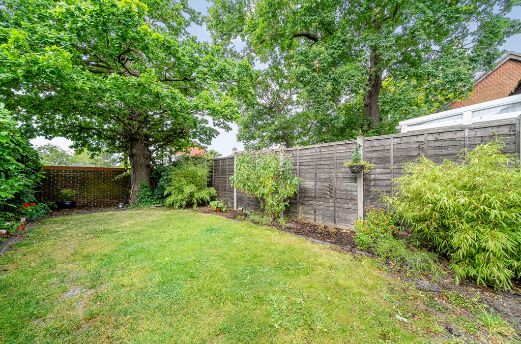 2 bed terraced house for sale in Bay Tree Close, Sidcup  - Property Image 7