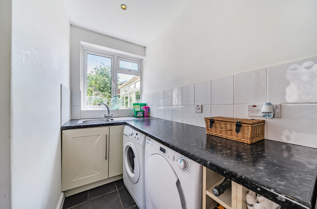 3 bed semi-detached house for sale in Parsonage Lane, Sidcup  - Property Image 14