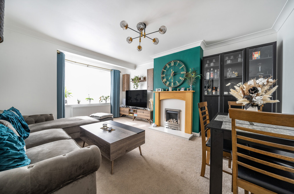 2 bed ground floor flat for sale in Blenheim Court, Sidcup  - Property Image 2