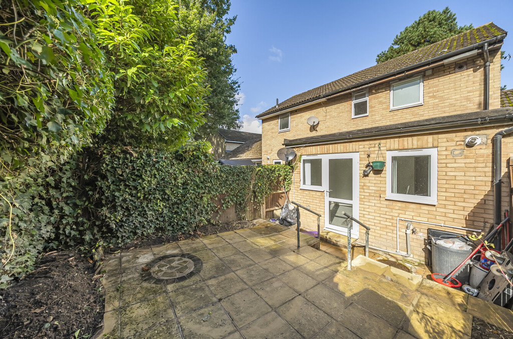 2 bed terraced house for sale in Goose Green Close, Orpington  - Property Image 7