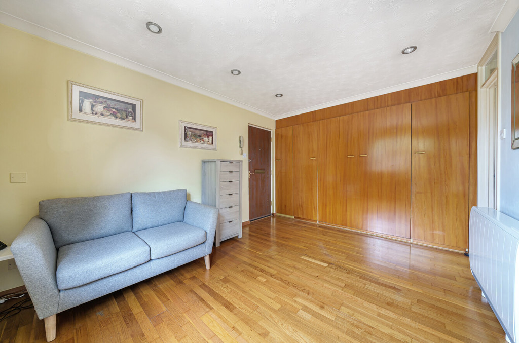 1 bed studio flat for sale in Kirkland Close, Sidcup  - Property Image 5