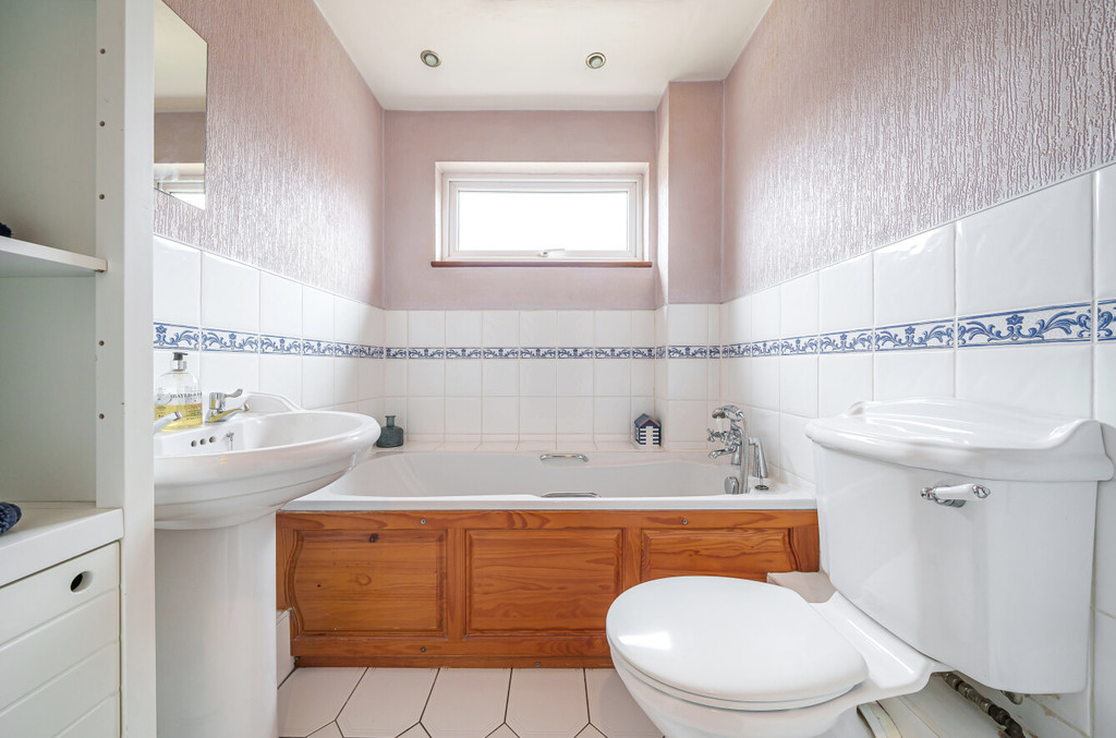 1 bed studio flat for sale in Kirkland Close, Sidcup  - Property Image 4