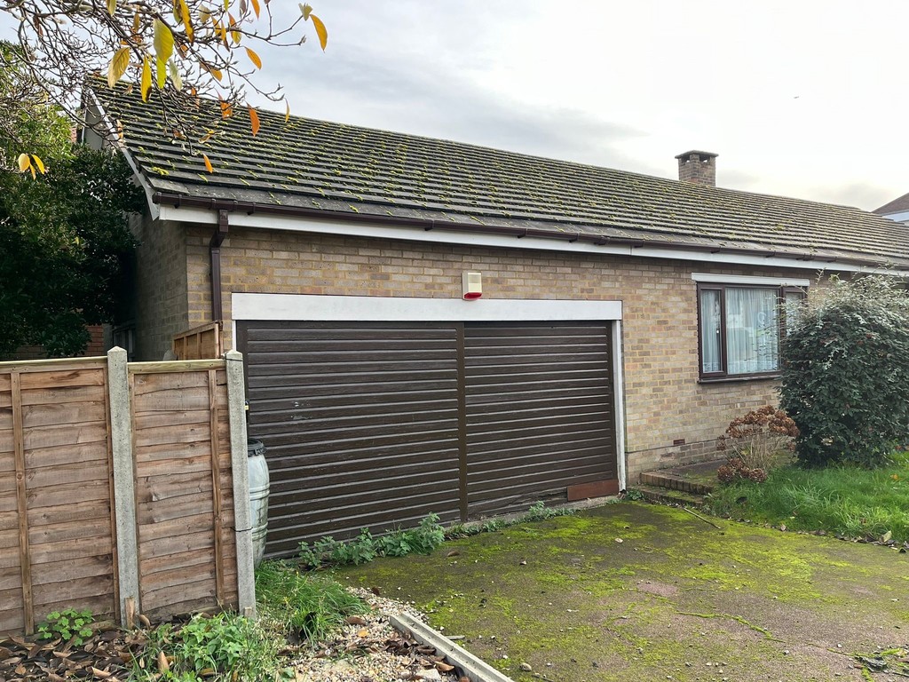 3 bed detached bungalow for sale in Willersley Avenue, Sidcup  - Property Image 10