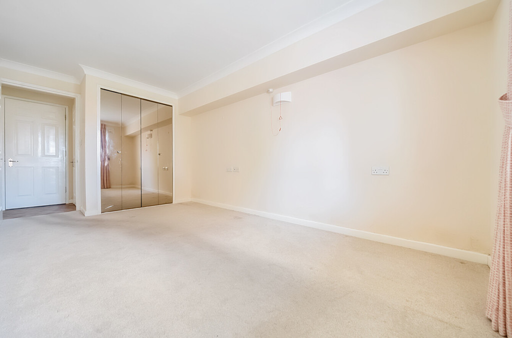 2 bed ground floor flat for sale in Lansdown Road, Sidcup  - Property Image 9