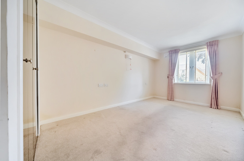 2 bed ground floor flat for sale in Lansdown Road, Sidcup  - Property Image 4