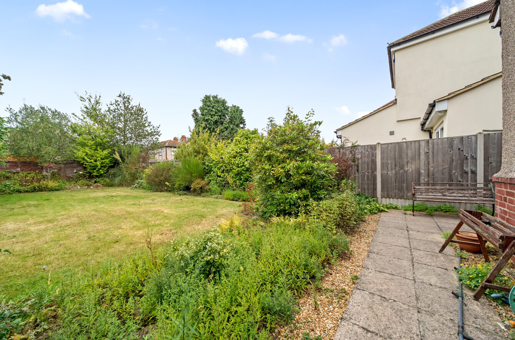 3 bed semi-detached house for sale in Montrose Avenue, Sidcup  - Property Image 14