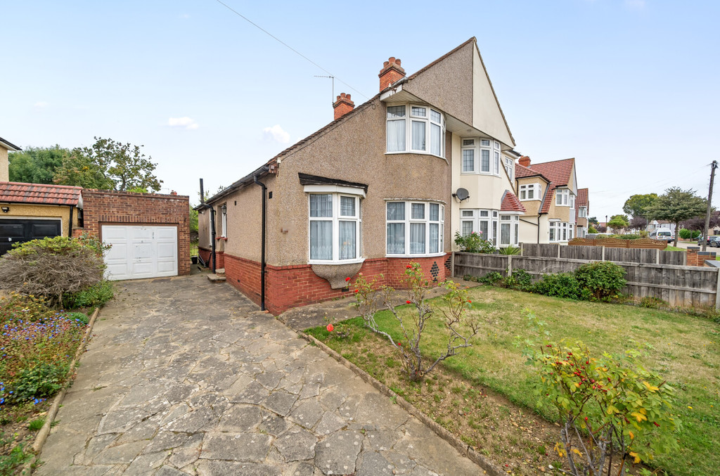 3 bed semi-detached house for sale in Montrose Avenue, Sidcup  - Property Image 1