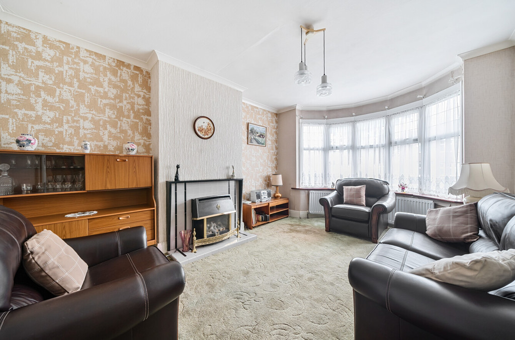 3 bed semi-detached house for sale in Montrose Avenue, Sidcup  - Property Image 2