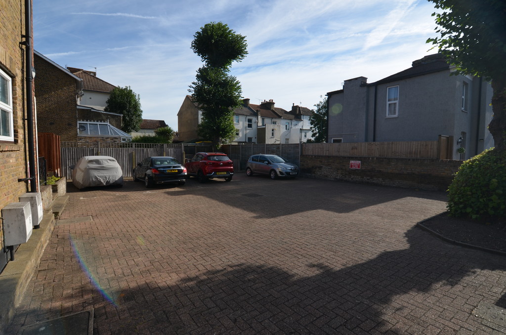 1 bed flat to rent in Darnley Road, Gravesend  - Property Image 12