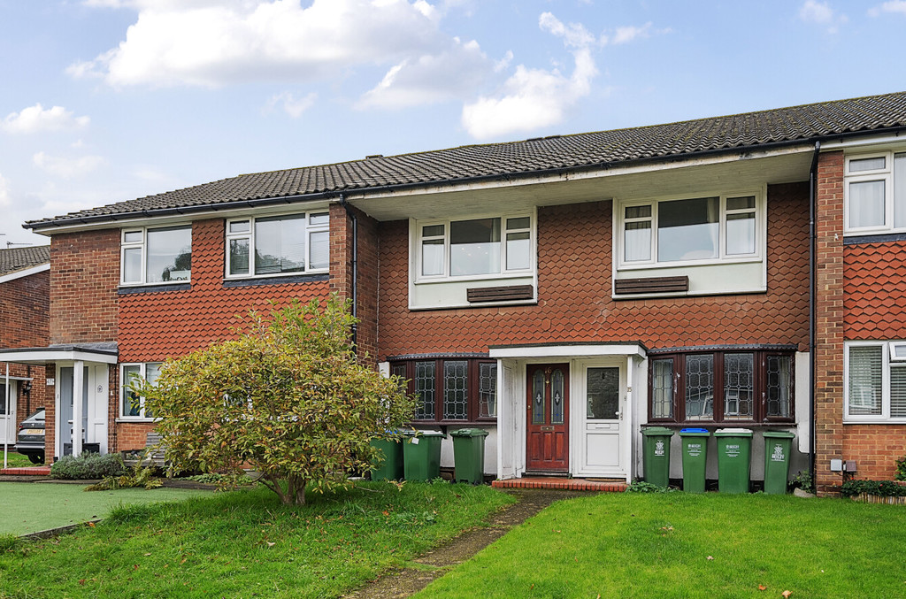 2 bed ground floor maisonette for sale in Lyminge Close, Sidcup  - Property Image 1