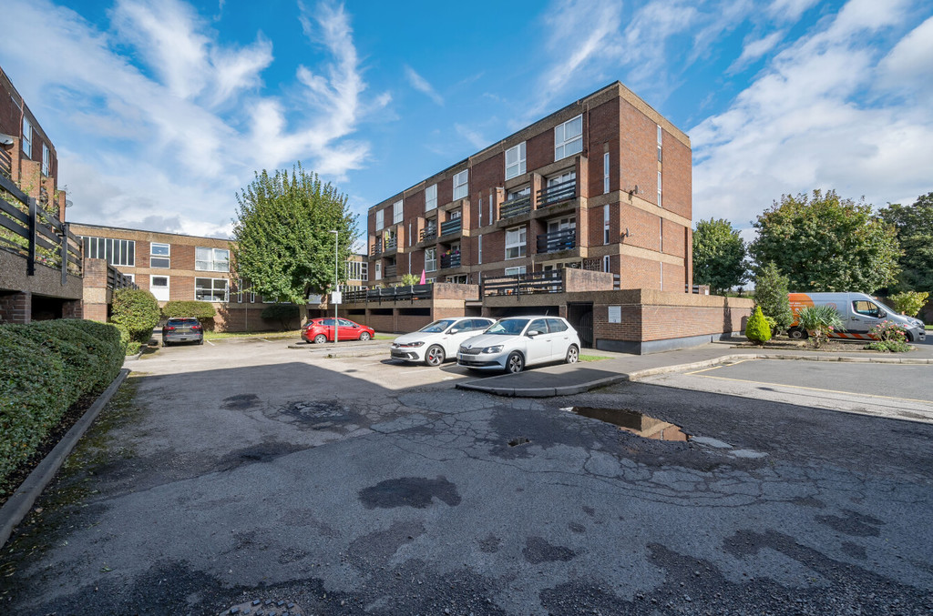 2 bed flat for sale in Longlands Road, Sidcup  - Property Image 13