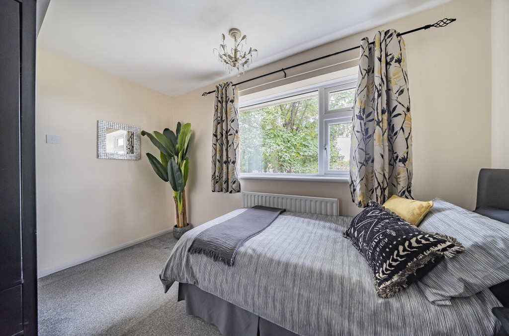 3 bed semi-detached house for sale in Gattons Way, Sidcup  - Property Image 9