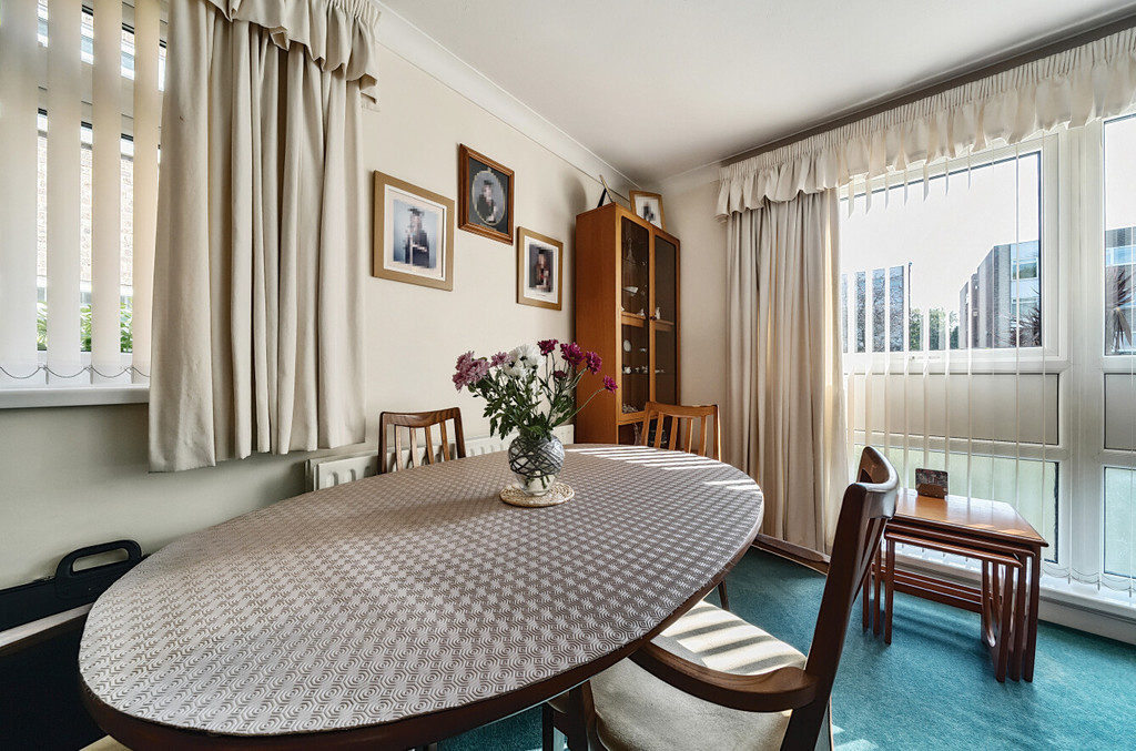 2 bed flat for sale in The Park, Sidcup  - Property Image 8