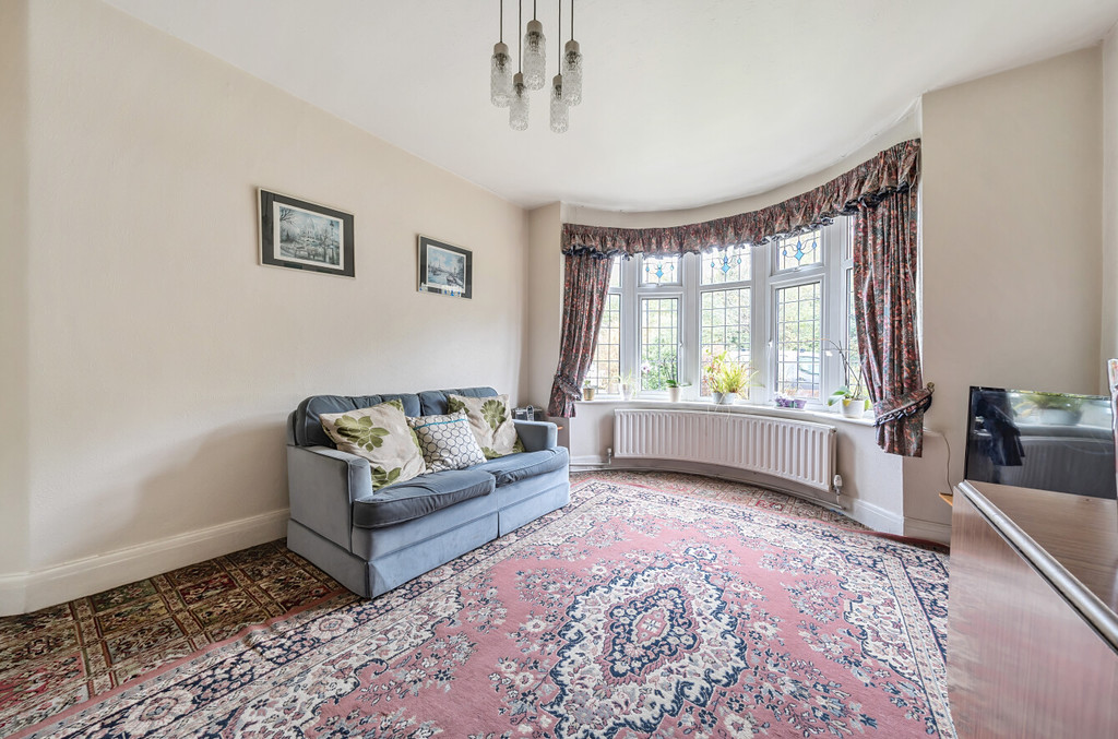 4 bed semi-detached house for sale in Burnt Oak Lane, Sidcup  - Property Image 3