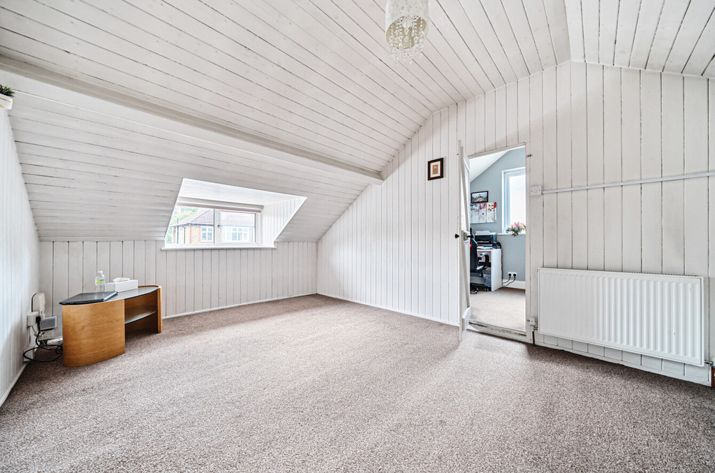 3 bed detached bungalow for sale in Old Farm Avenue, Sidcup  - Property Image 12