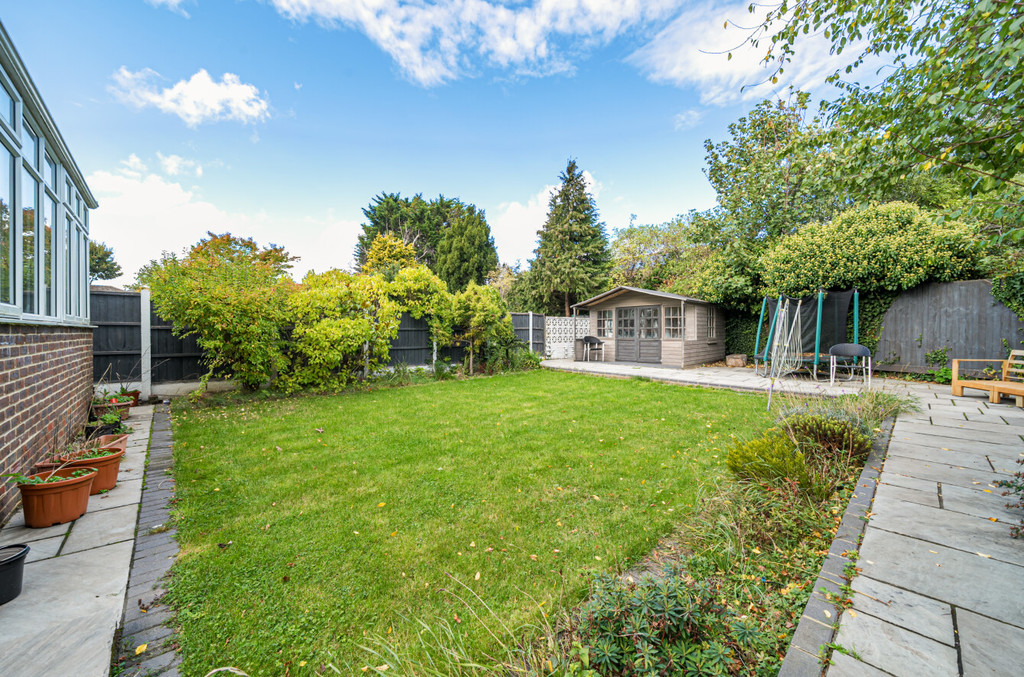 3 bed detached bungalow for sale in Old Farm Avenue, Sidcup  - Property Image 13