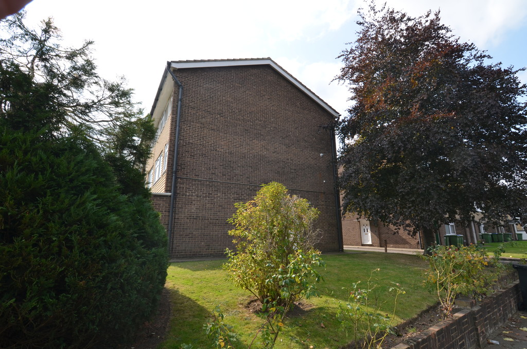 2 bed ground floor flat to rent in Station Road, Sidcup  - Property Image 7