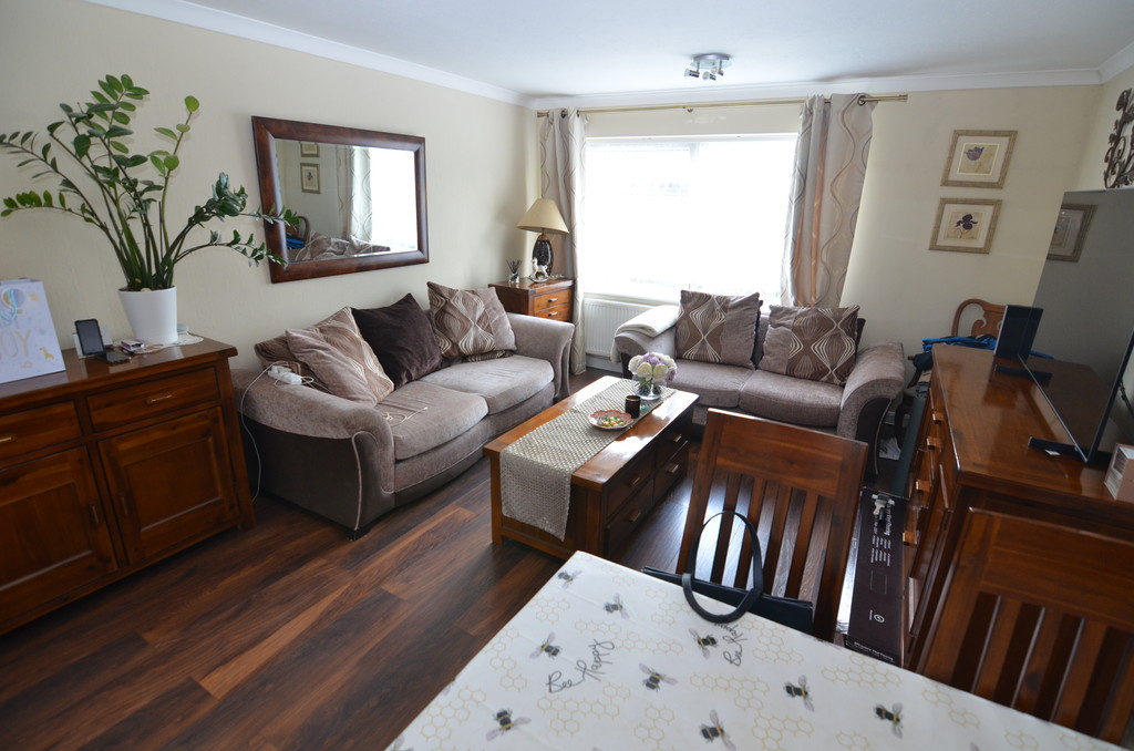 2 bed ground floor flat to rent in Station Road, Sidcup  - Property Image 9