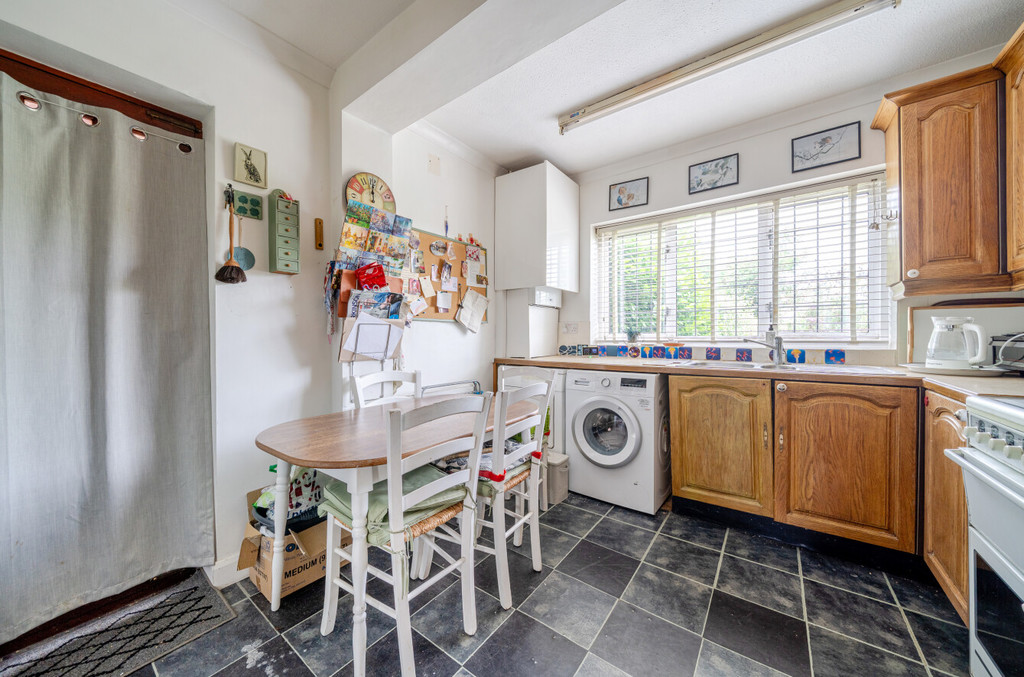 4 bed semi-detached house for sale in Harland Avenue, Sidcup, DA15 7PQ  - Property Image 6