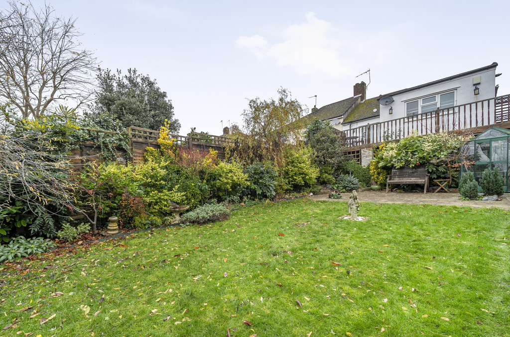 3 bed semi-detached bungalow for sale in Longmead Drive, Sidcup, DA14 4NZ  - Property Image 13