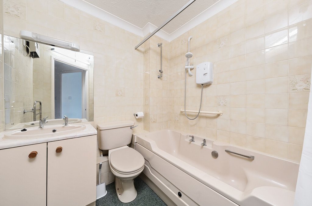 2 bed flat for sale in Lansdown Road, Sidcup  - Property Image 6