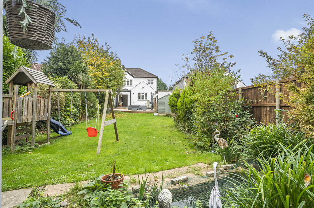 5 bed semi-detached house for sale in Faraday Avenue, Sidcup  - Property Image 14