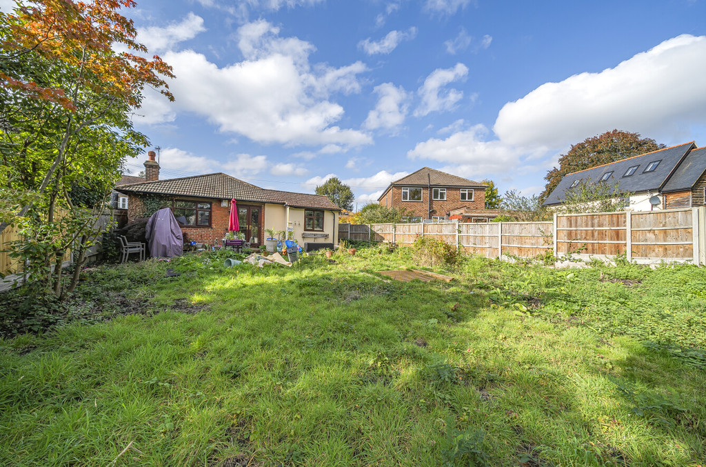 2 bed detached bungalow for sale in Old Farm Road East, Sidcup  - Property Image 13