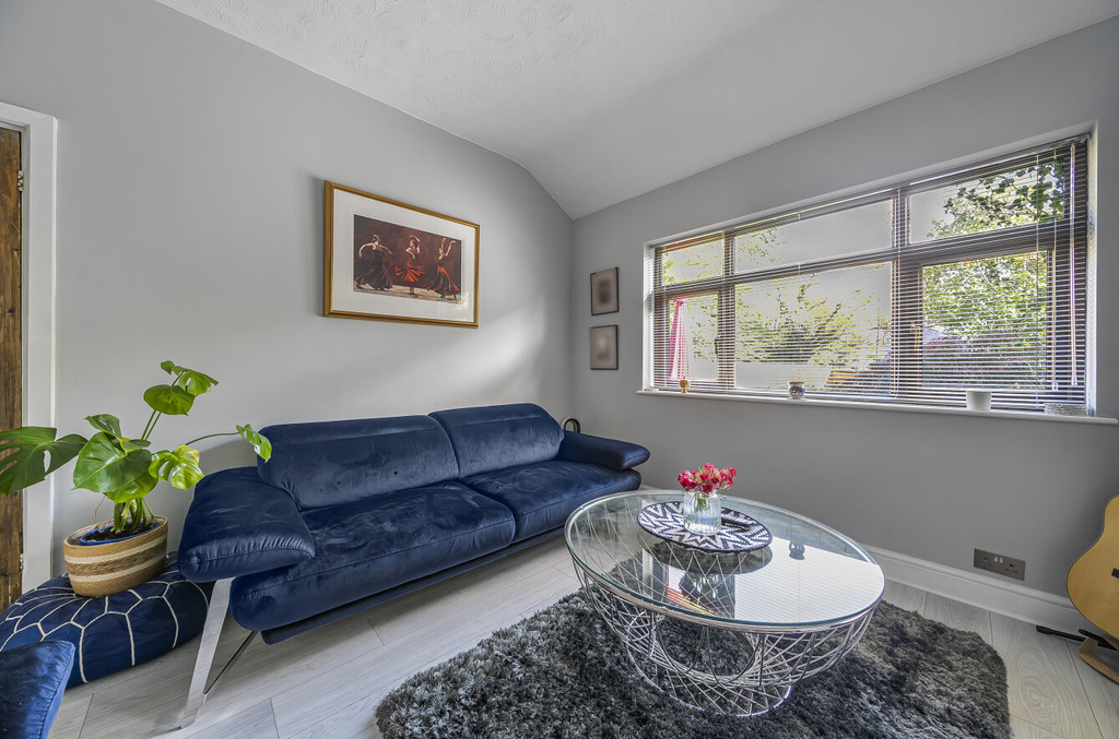 2 bed detached bungalow for sale in Old Farm Road East, Sidcup  - Property Image 8