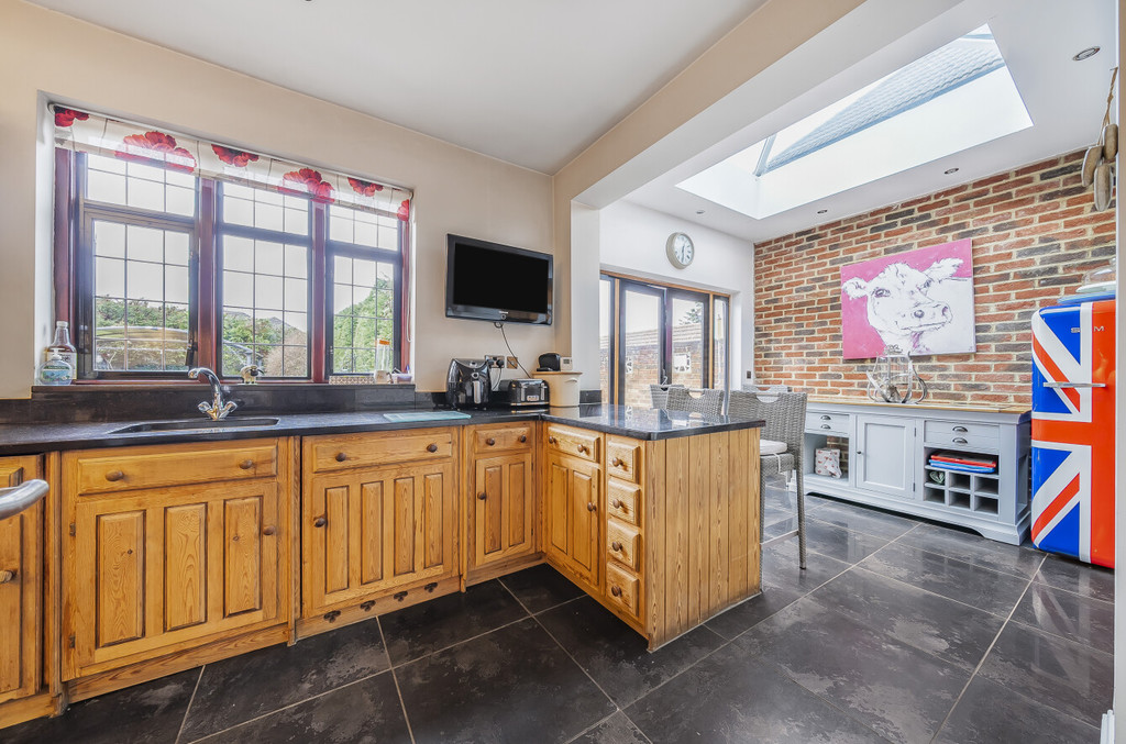 3 bed semi-detached house for sale in Melville Road, Sidcup  - Property Image 6