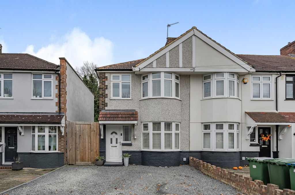 3 bed end of terrace house for sale in Beverley Avenue, Sidcup  - Property Image 1