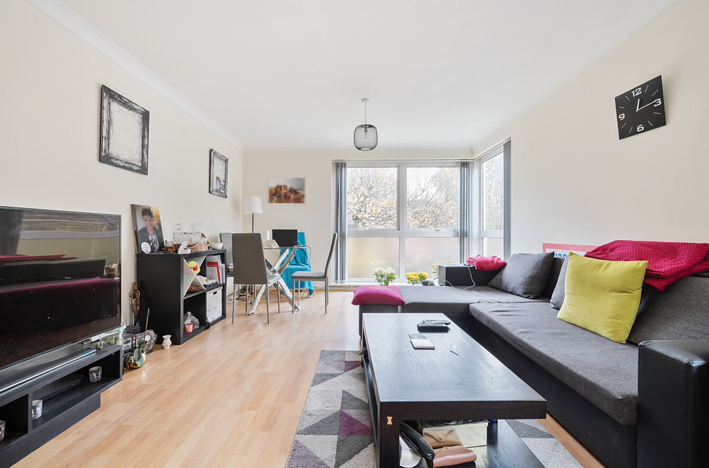 2 bed flat for sale in Chislehurst Road, Sidcup  - Property Image 2