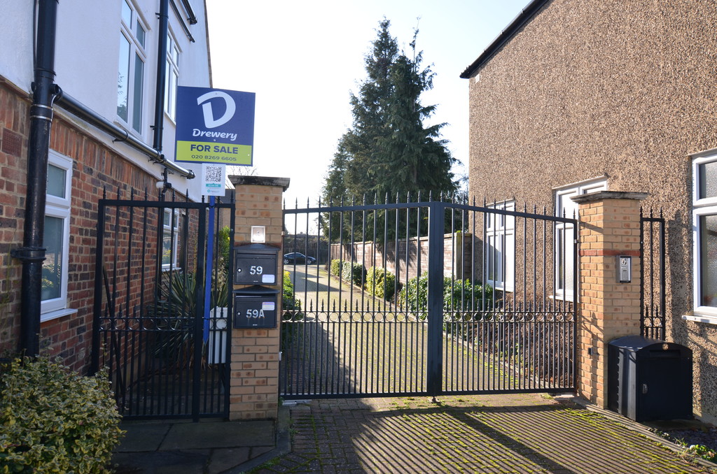 3 bed semi-detached house for sale in Old Farm Avenue, Sidcup  - Property Image 2