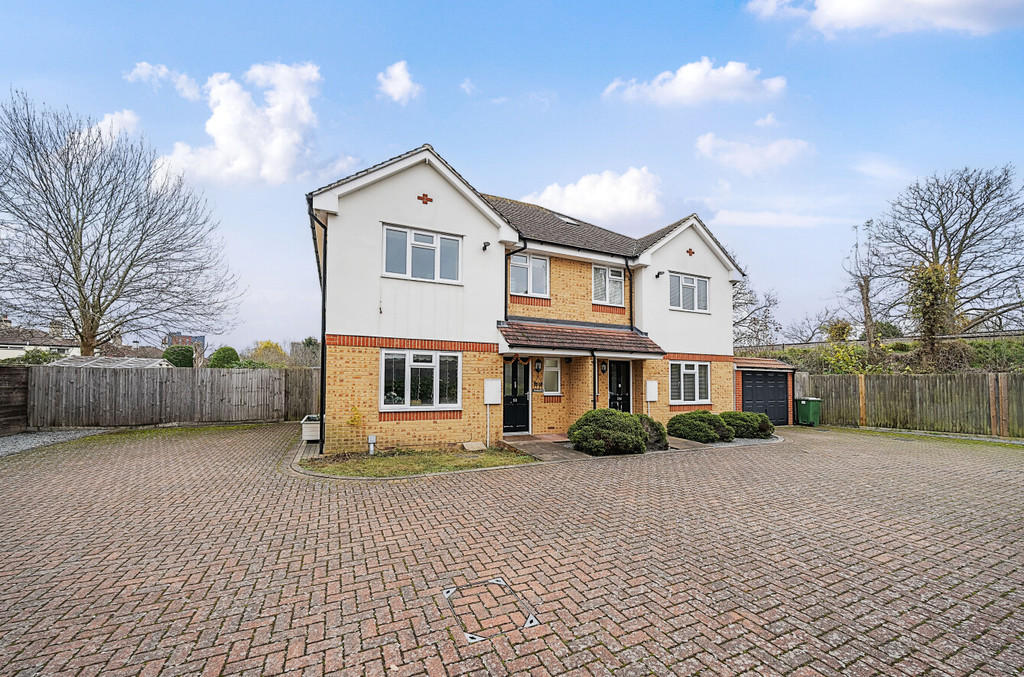 3 bed semi-detached house for sale in Old Farm Avenue, Sidcup  - Property Image 1